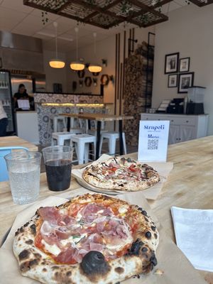 Strapoli Pizzeria by null