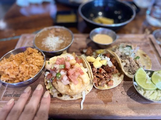 AMELIAS MEXICAN KITCHEN by null