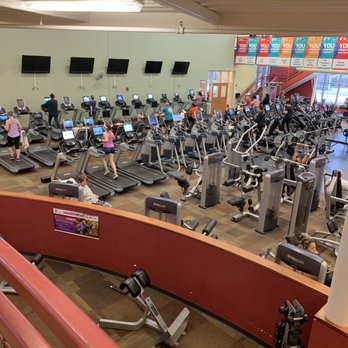 Carondelet Park Rec Complex - Gyms Near Me - St. Louis, Missouri