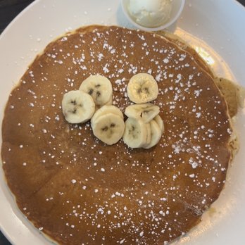 Broken Yolk Cafe - Gluten free pancakes - Breakfast & Brunch Near Me - Fullerton, California