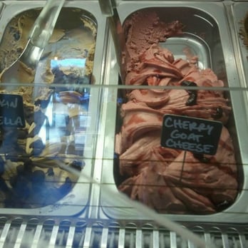 Strawberry Fields - Pumpkin Nutella- Awesome!  Cherry Goat Cheese....great beginning then gamy after taste. - Juice Bars & Smoothies Near Me - Norfolk, Virginia