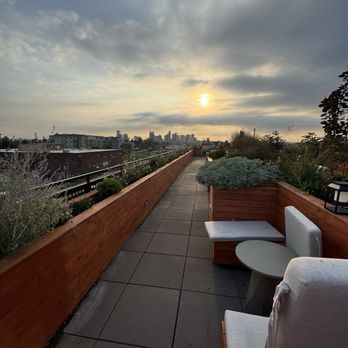 Tall Tales Rooftop Bar - Bars Near Me - Nashville, Tennessee Tall Tales Rooftop Bar - Bars Near Me - Nashville, Tennessee