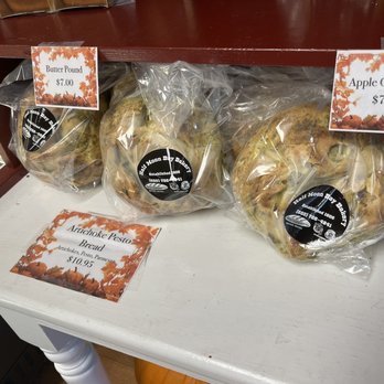 Half Moon Bay Bakery - Bakeries Near Me - Half Moon Bay, California Half Moon Bay Bakery - Bakeries Near Me - Half Moon Bay, California