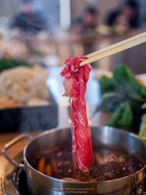 Mumu Hot Pot by null