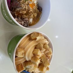 Peachwave - peaches and cream with cheesecake topping