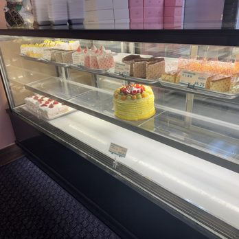 Chiu Quon Bakery & Dim Sum - Bakeries Near Me - Chicago, Illinois