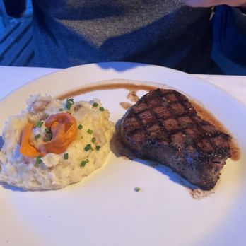 Chart House - 9 oz filet - Seafood Near Me - Monterey, California Chart House - 9 oz filet - Seafood Near Me - Monterey, California