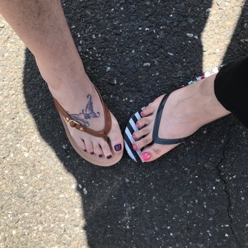 La Fleur Nails & Spa - Pedi - Skin Care Near Me - Portland, Oregon