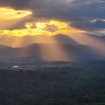 Campfire Lodgings - Best sunset ever - Campgrounds Near Me - Asheville, North Carolina