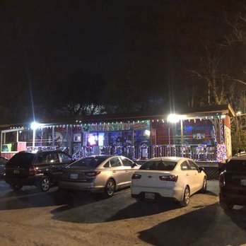 Santa's Pub - Outside view - Karaoke Near Me - Nashville, Tennessee Santa's Pub - Outside view - Karaoke Near Me - Nashville, Tennessee