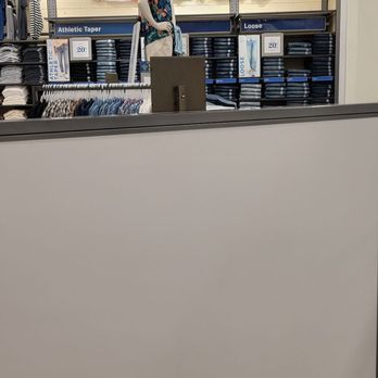 Old Navy - Jeans area - Men's Clothing Near Me - Northridge, California Old Navy - Jeans area - Men's Clothing Near Me - Northridge, California