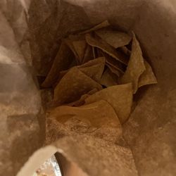 Tres Hermanos Nunez - Chips