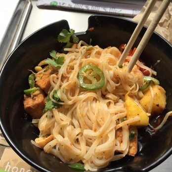 honeygrow - Tofu curry stir fry - Salad Near Me - Boston, Massachusetts honeygrow - Tofu curry stir fry - Salad Near Me - Boston, Massachusetts