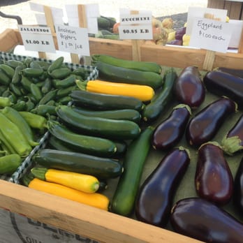 Sunny Hill Market - a display of fresh vegetables - Farmers Market Near Me - Pasco, Washington Sunny Hill Market - a display of fresh vegetables - Farmers Market Near Me - Pasco, Washington