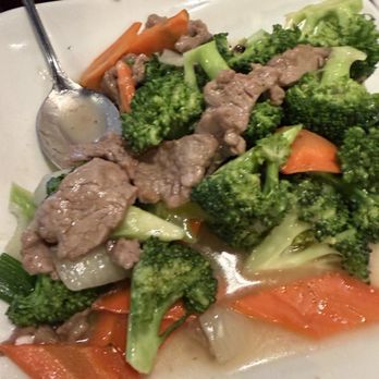 Chen's Family Dish - Gluten Free Beef & Broccoli - Chinese Near Me - Salem, Oregon