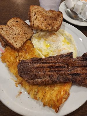 Marilyn's Cafe by null