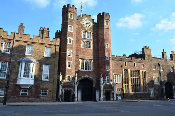 St. James's Palace by null