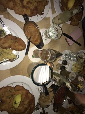 Bei Oma Kleinmann by null