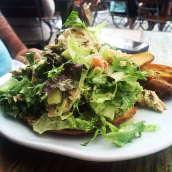 Kid Cashew - Beau had chicken sandwich of which is sang its praises - Mediterranean Near Me - Charlotte, North Carolina Kid Cashew - Beau had chicken sandwich of which is sang its praises - Mediterranean Near Me - Charlotte, North Carolina