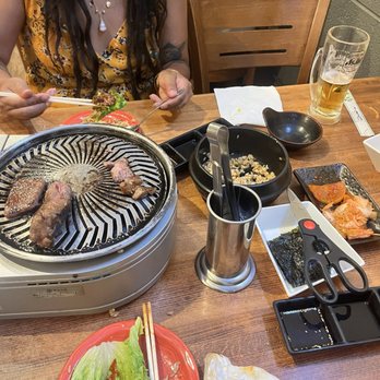 ヤキニクです。 Yakiniku Sizzle - キングストリート/焼肉 | 食べログ