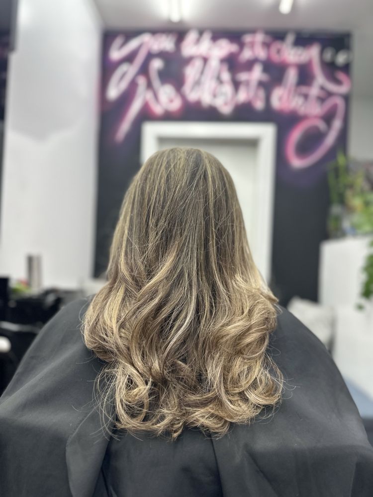 Hair Nation by Camilo Logo