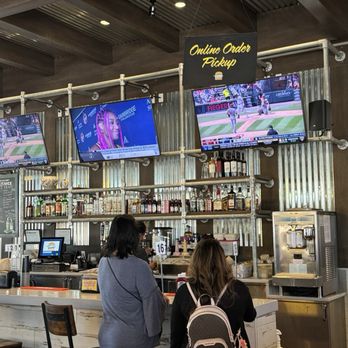 Laguna Burger - Bar - Burgers Near Me - Albuquerque, New Mexico