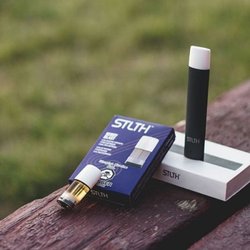 Lucky's Smoke & Cigar + Vape