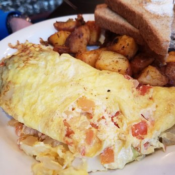 Toast - Mediterranean Omlette, no spinach extra feta. HUGE homefries - Breakfast & Brunch Near Me - Bay Shore, New York Toast - Mediterranean Omlette, no spinach extra feta. HUGE homefries - Breakfast & Brunch Near Me - Bay Shore, New York