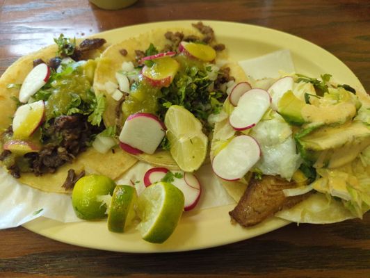 Tacos el Mariachi by null