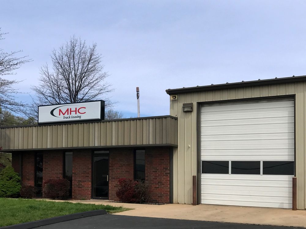 MHC TRUCK LEASING SPRINGFIELD Commercial Truck Dealers 2215 E
