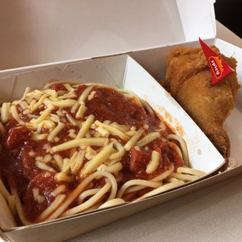 Jollibee - Spaghetti with spicy chicken - Fast Food Near Me - Tukwila, Washington