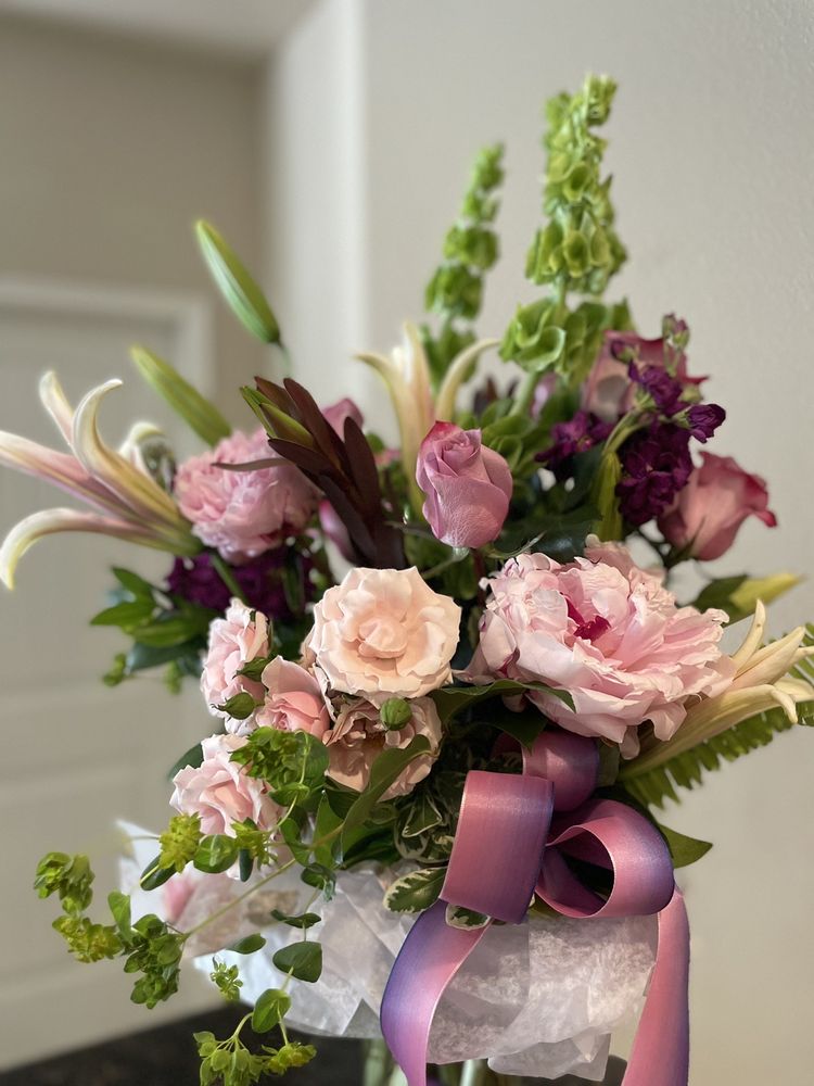 FRANKLIN’S FLOWERS Updated October 2024 24 Photos & 21 Reviews