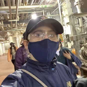 Budweiser Brewery Experience - Always wear protective gear while in the Beer making factory - Beer Tours Near Me - Saint Louis, Missouri Budweiser Brewery Experience - Always wear protective gear while in the Beer making factory - Beer Tours Near Me - Saint Louis, Missouri