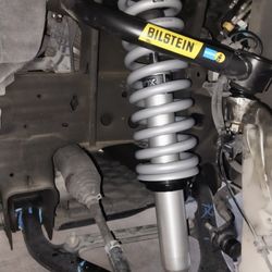 Blue Star Truck Accessories - Fox 2.0 front strut with Blistein UCA