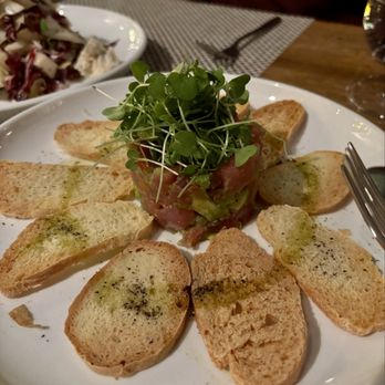 Il Milanese Ristorante - Tuna tartar - Italian Near Me - Chicago, Illinois Il Milanese Ristorante - Tuna tartar - Italian Near Me - Chicago, Illinois