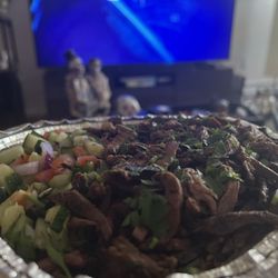 GYRO KING & GRILL - Lamb gyro platter