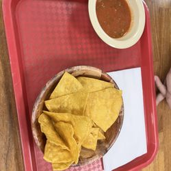 Taqueria El Coral - Chips & Salsa