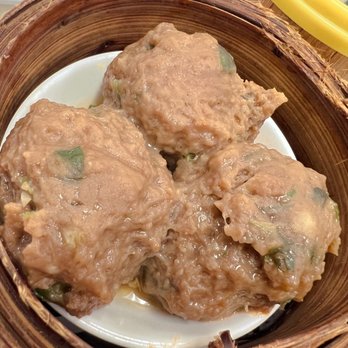 Ginger & Garlic - Steamed Beef Ball - Dim Sum Near Me - Honolulu, Hawaii