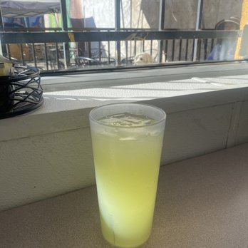 El Taco De Mexico - You know the feeling when you really want a fresh lemonade only to find out that it's powder mixture. I took one sip only - Mexican Near Me - Denver, Colorado