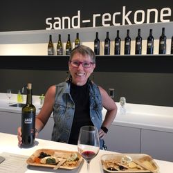 Sand-Reckoner Tasting Room