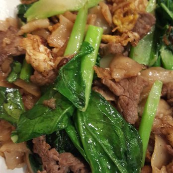 Chada Thai - Pad see ewe - Thai Near Me - Garden Grove, California Chada Thai - Pad see ewe - Thai Near Me - Garden Grove, California