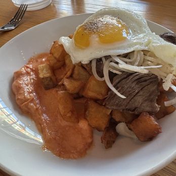 Surveyor - Short rib hash - American Near Me - Washington, DC, District of Columbia