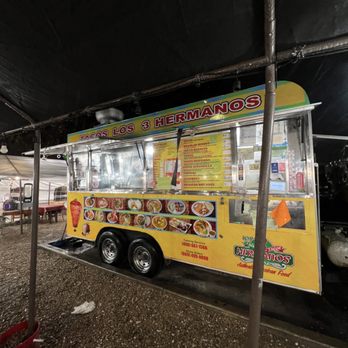 Tacos Los 3 Hermanos - Truck - Mexican Near Me - San Jose, California Tacos Los 3 Hermanos - Truck - Mexican Near Me - San Jose, California