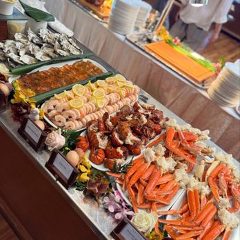 Orchids - Fresh seafood - Breakfast & Brunch Near Me - Honolulu, Hawaii