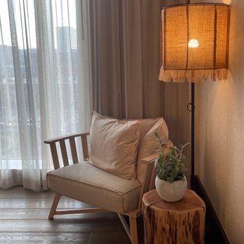 1 Hotel Nashville - Hotels Near Me - Nashville, Tennessee