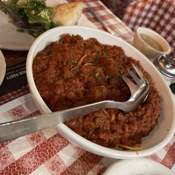 Buca di Beppo Italian Restaurant - Spaghetti with Meat Sauce - Italian Near Me - Orlando, Florida