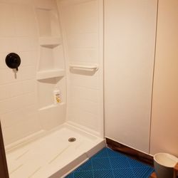 i-Float Sensations - Clean showers...
