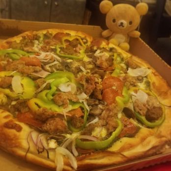 Dino's Pizza - Large pizza! Dave's Fave with added red onions! - Pizza Near Me - Burbank, California Dino's Pizza - Large pizza! Dave's Fave with added red onions! - Pizza Near Me - Burbank, California