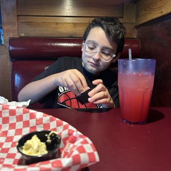 Billygan's Roadhouse - Dinner with my son. He loves the rolls with the butter/ honey - American Near Me - Vancouver, Washington Billygan's Roadhouse - Dinner with my son. He loves the rolls with the butter/ honey - American Near Me - Vancouver, Washington