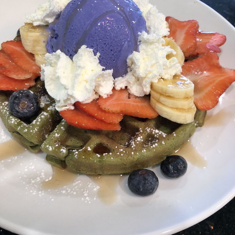 Fresh Bites Hawaii - Matcha mocha waffle with ube ice cream and fruit - Poke Near Me - Honolulu, Hawaii Fresh Bites Hawaii - Matcha mocha waffle with ube ice cream and fruit - Poke Near Me - Honolulu, Hawaii